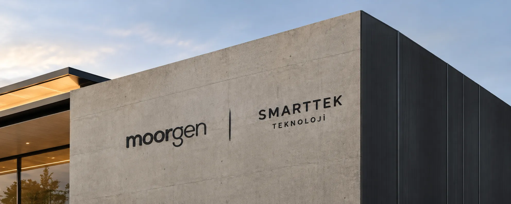 Moorgen ve Smarttek logolu bina cephesi